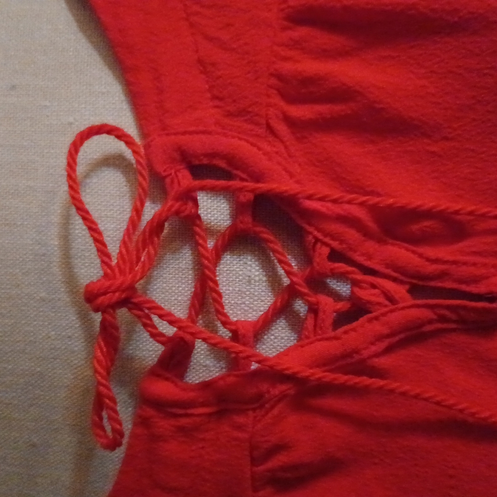 Liz Claiborne Women's petite L Red blouse - Picture 8 of 9